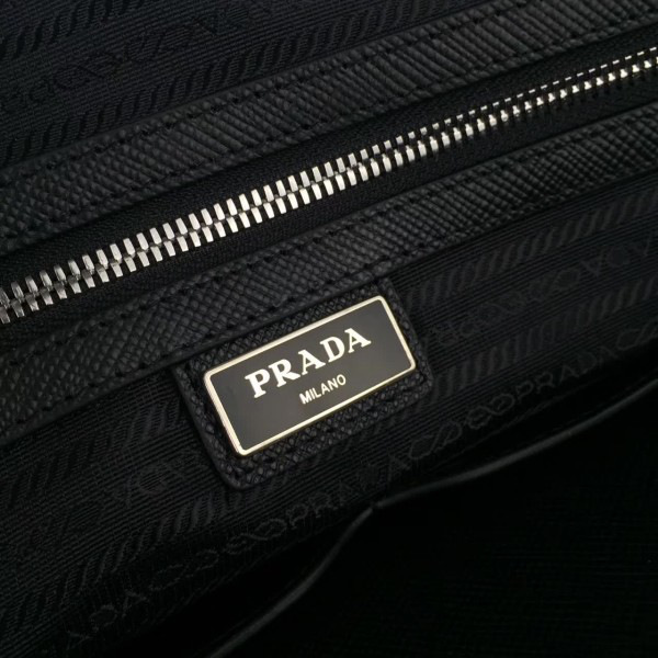 Pra*a leather briefcase 4296 36.5cmx5cmx27.5cm