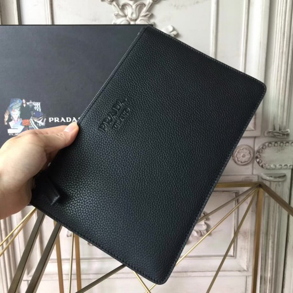 Pra*a leather clutch bag 4316 28cm x 1.5cm x 18cm