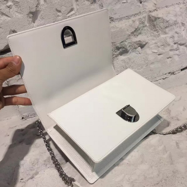 D10r ama 1733 25cmx7cmx15cm