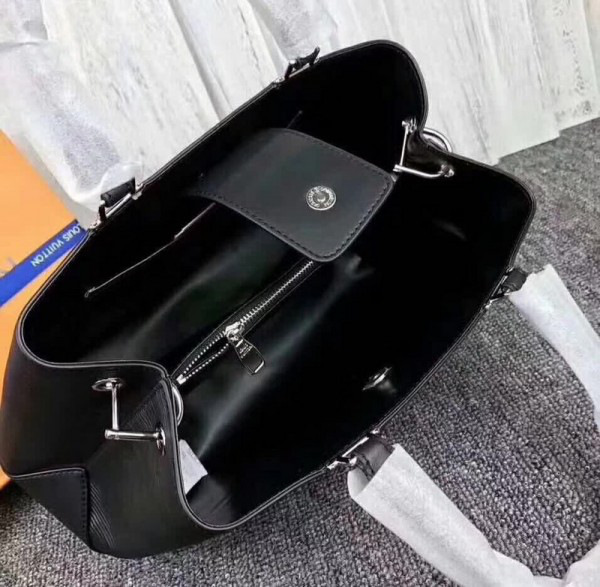 l0vis Vvtt0n svp*me black 51347 3009 30*19*12cm