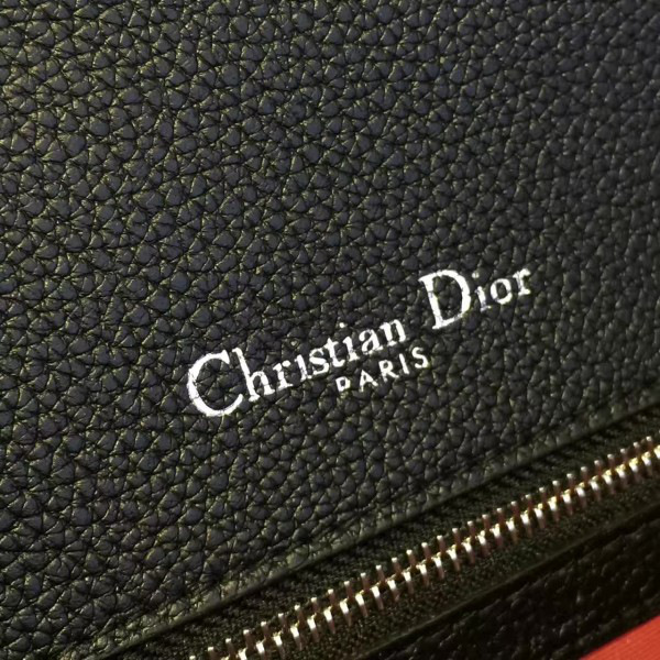 D10r ama 1730 21.5cm x 13cm x 8cm