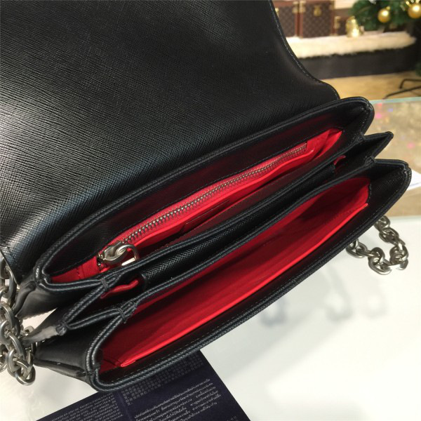 Pra*a metal closure 3929 24cm x 6.5cm x 14cm