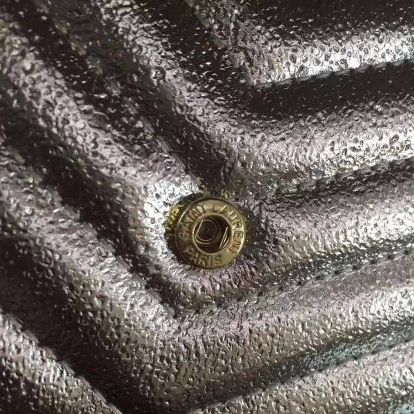 Y51 monogram chain wallet woc 19cm x 13cm x 3.5cm