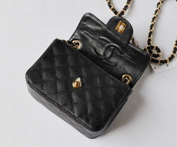 Ch**el caviar leather flap bag with gold hardware black 17.5cm