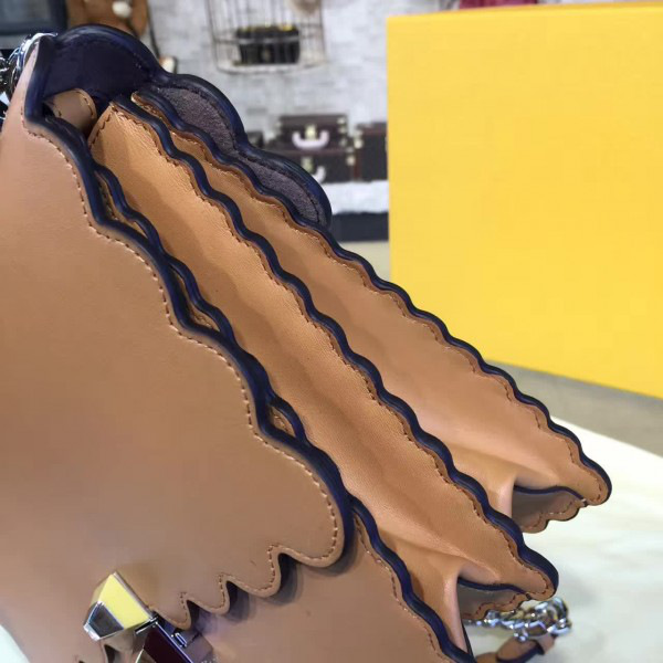 F**di kan i 1918 26cm x 8cm x 19cm