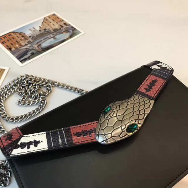 Gvc*1 lilith 2393 23cm x 14cm x 4.5cm