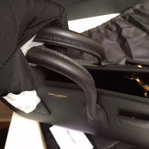 Y51 sac de jour in grained leather 4893 22cm x 18cm x 11cm