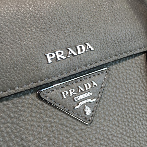 Pra*a double bag 4104 35.5cm x 18cm x 27cm