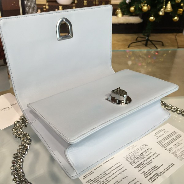 D10r ama 1742 21.5cm x 6.5cm x 13cm