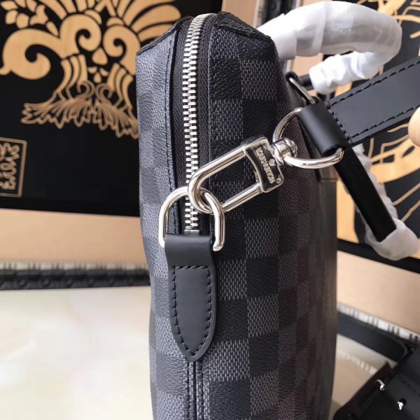 l0vis Vvtt0n porte documents  jour damier cobalt canvas 3834  37cm