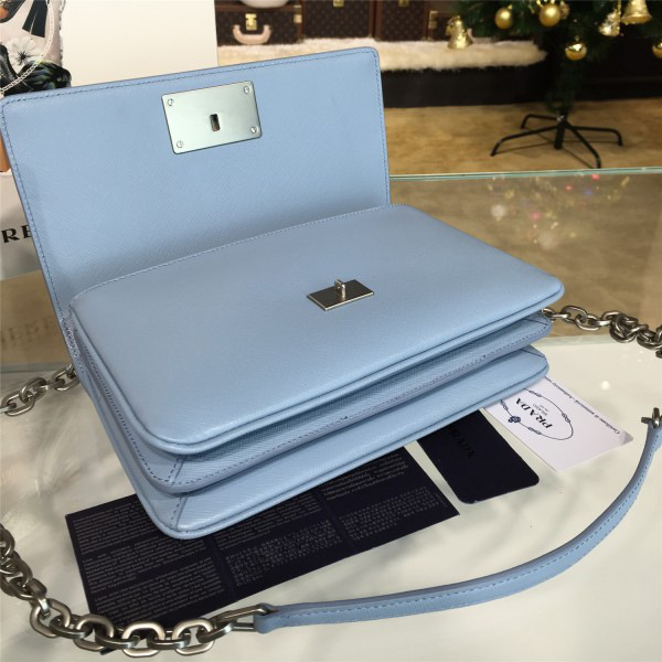 Pra*a metal closure 3941 24cm x 6.5cm x 14cm