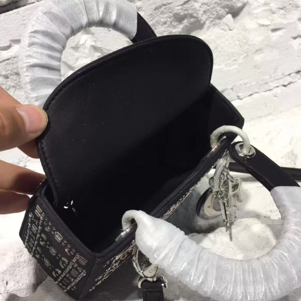 lady D10r 1818 16cm x 7.5cm x 14cm