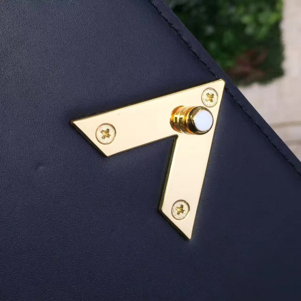 cohotbag l0vis Vvtt0n very chain  black