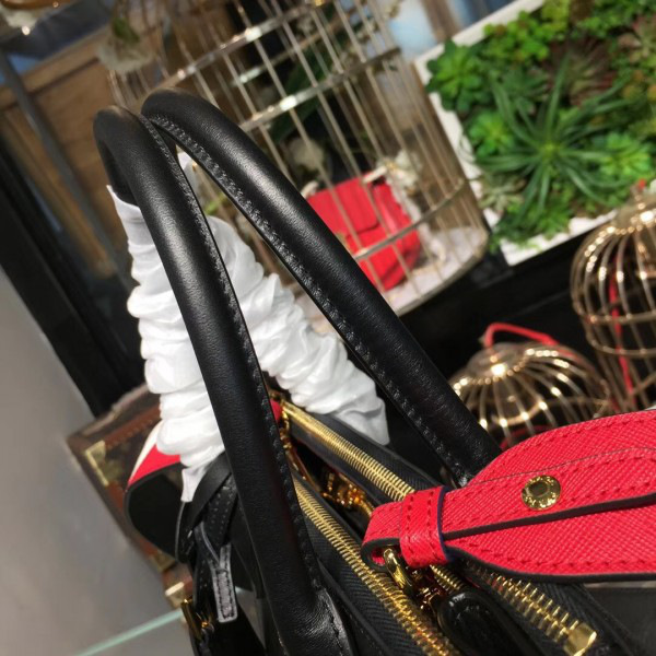 Pra*a esplanade saffiano 30*15*21cm