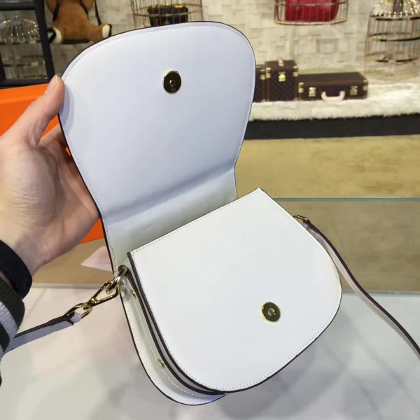 Chloe leather nile z1344 19.5cm x 6.5cm x 16cm