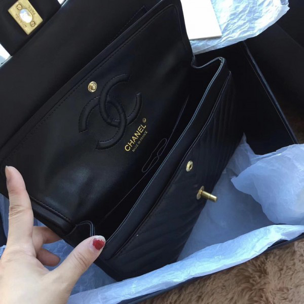 Ch**el classic handbag balck