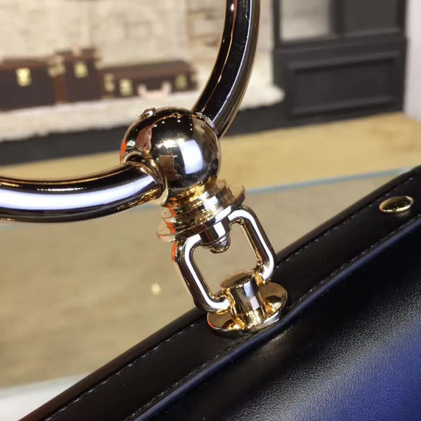 Chloe leather nile z1346 19.5cm x 6.5cm x 16cm