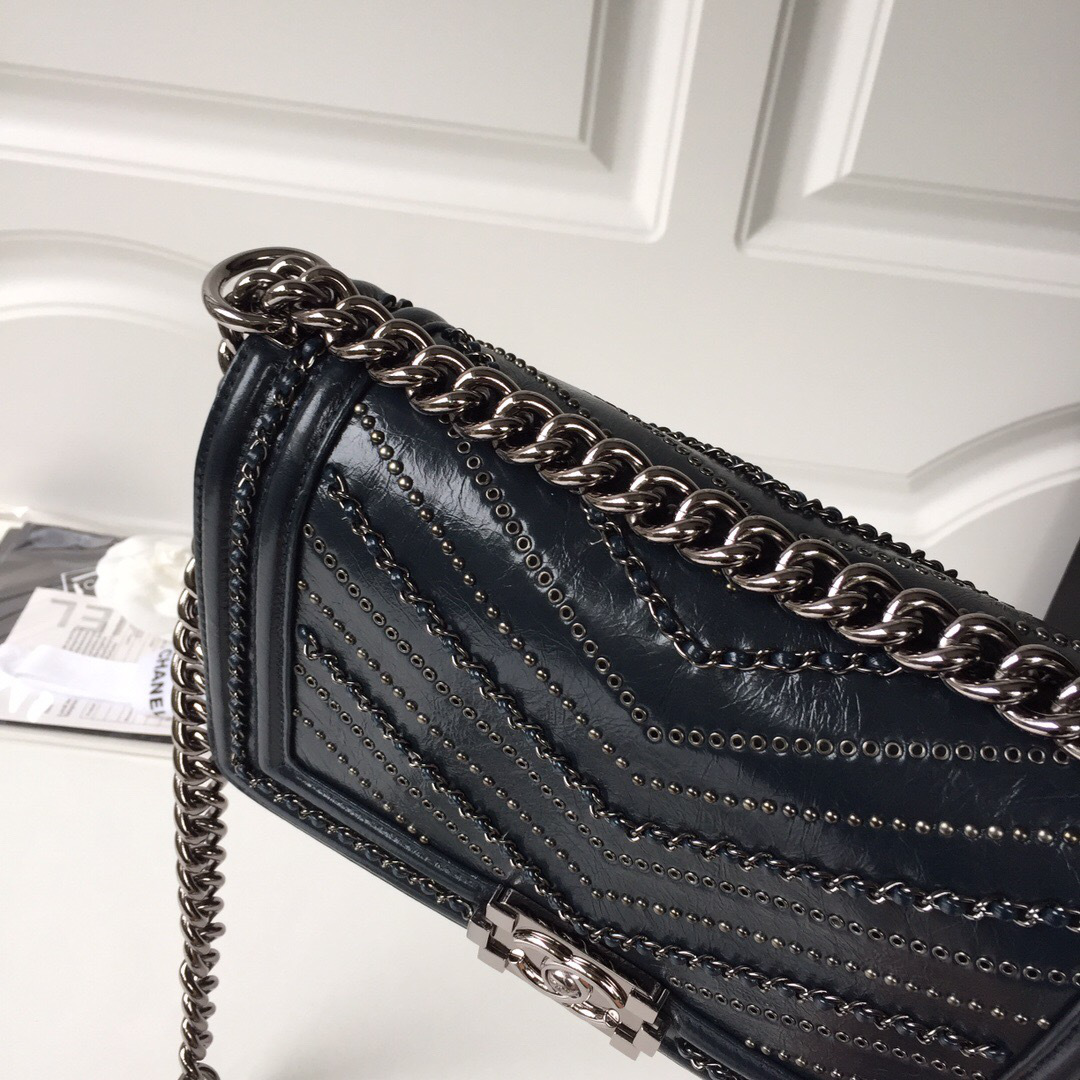 Ch**el wrinkled calfskin dark blue gold hardware 25cm