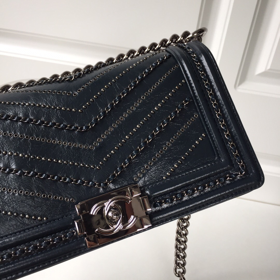 Ch**el wrinkled calfskin dark blue gold hardware 25cm