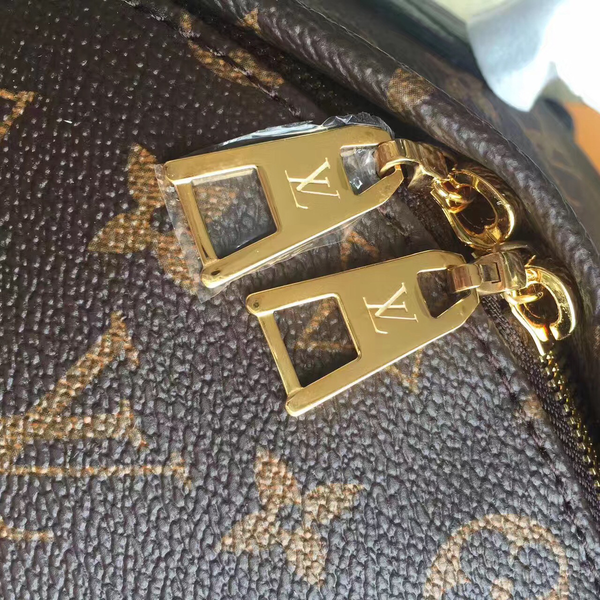 Lv backpack m41561 large 28cm