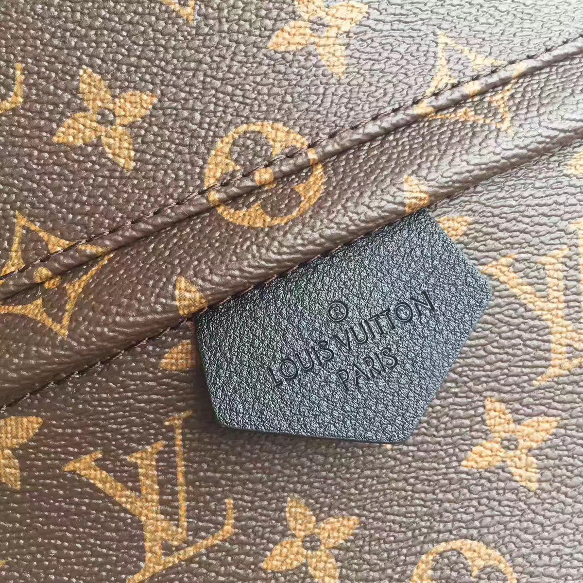 Lv backpack m41561 large 28cm