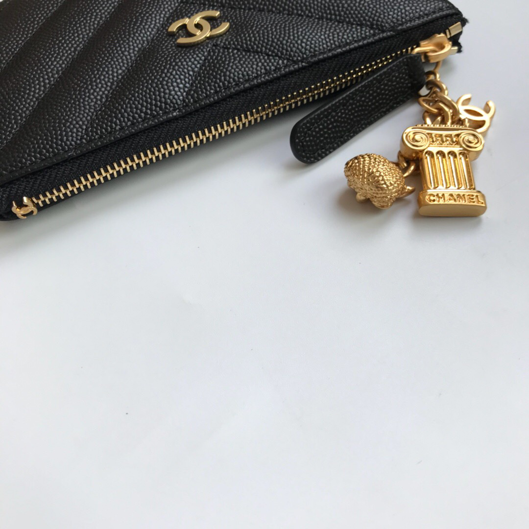 Ch**el wallet 82365 black
