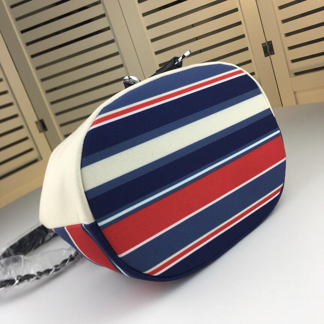 Ch**el canvas bucket bag white 24*17*23cm
