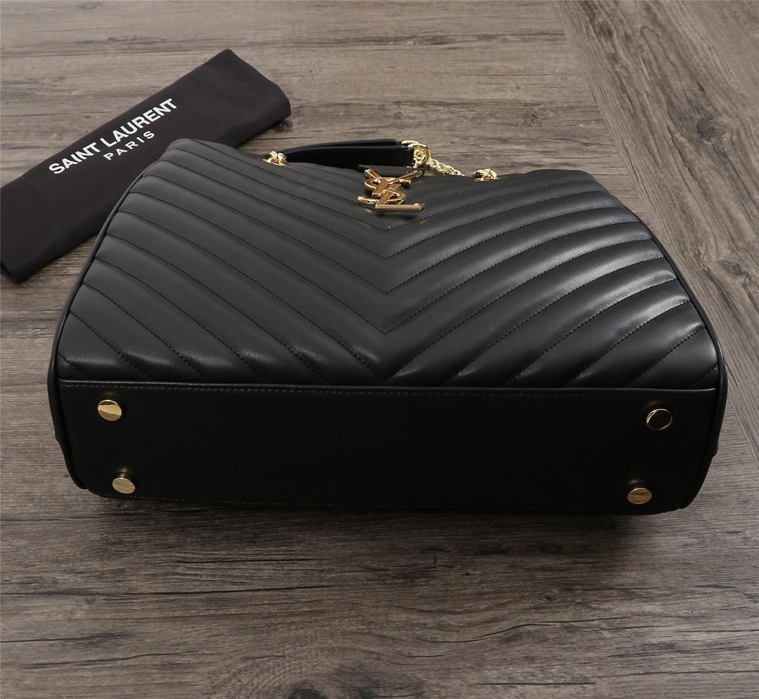 Y51 monogramme 35x9.5x25cm