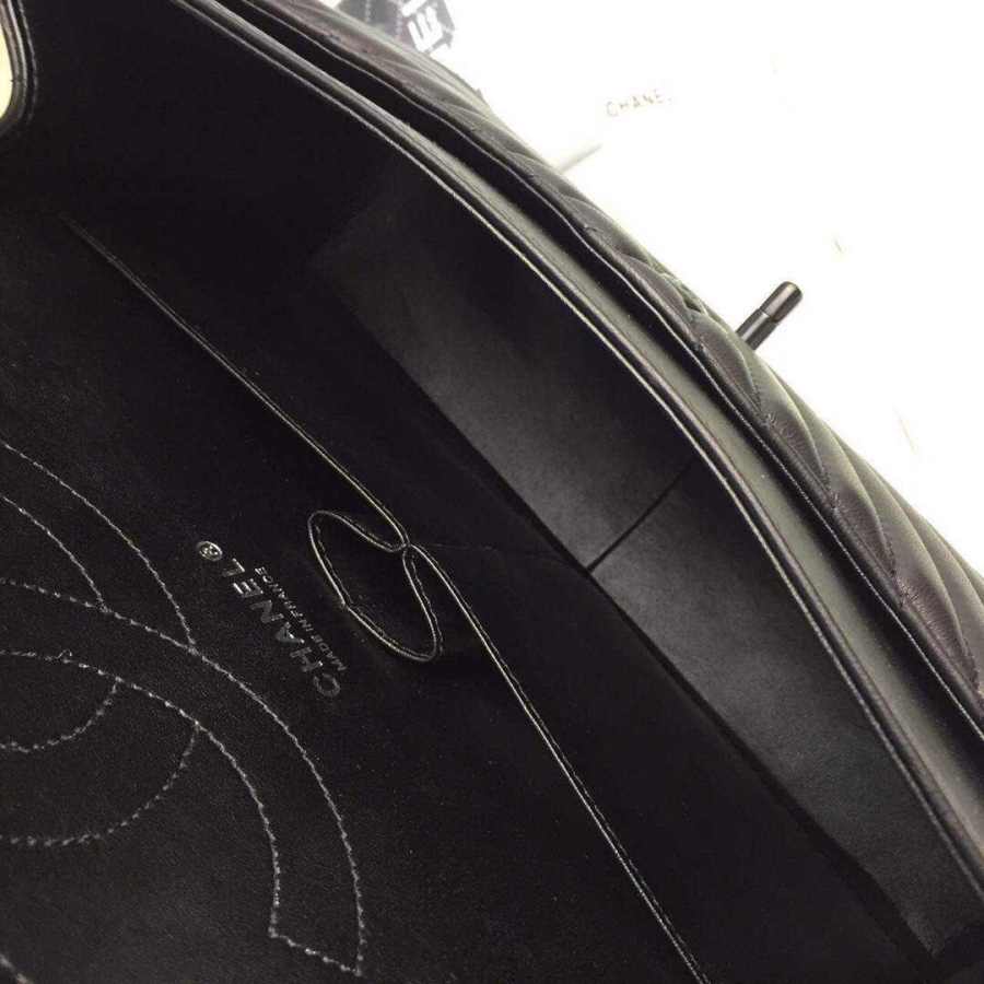 Ch**el lambskin chevron quilted 30cm flap black bag 30cm