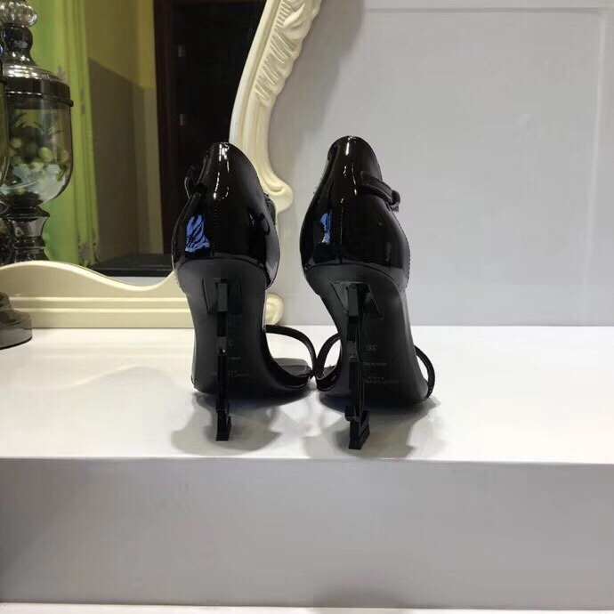 Y51 high-heeled sandals