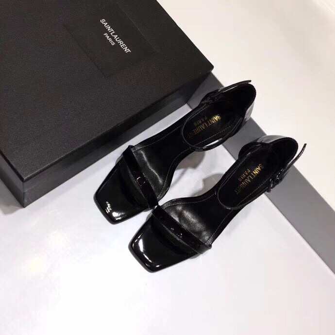 Y51 high-heeled sandals