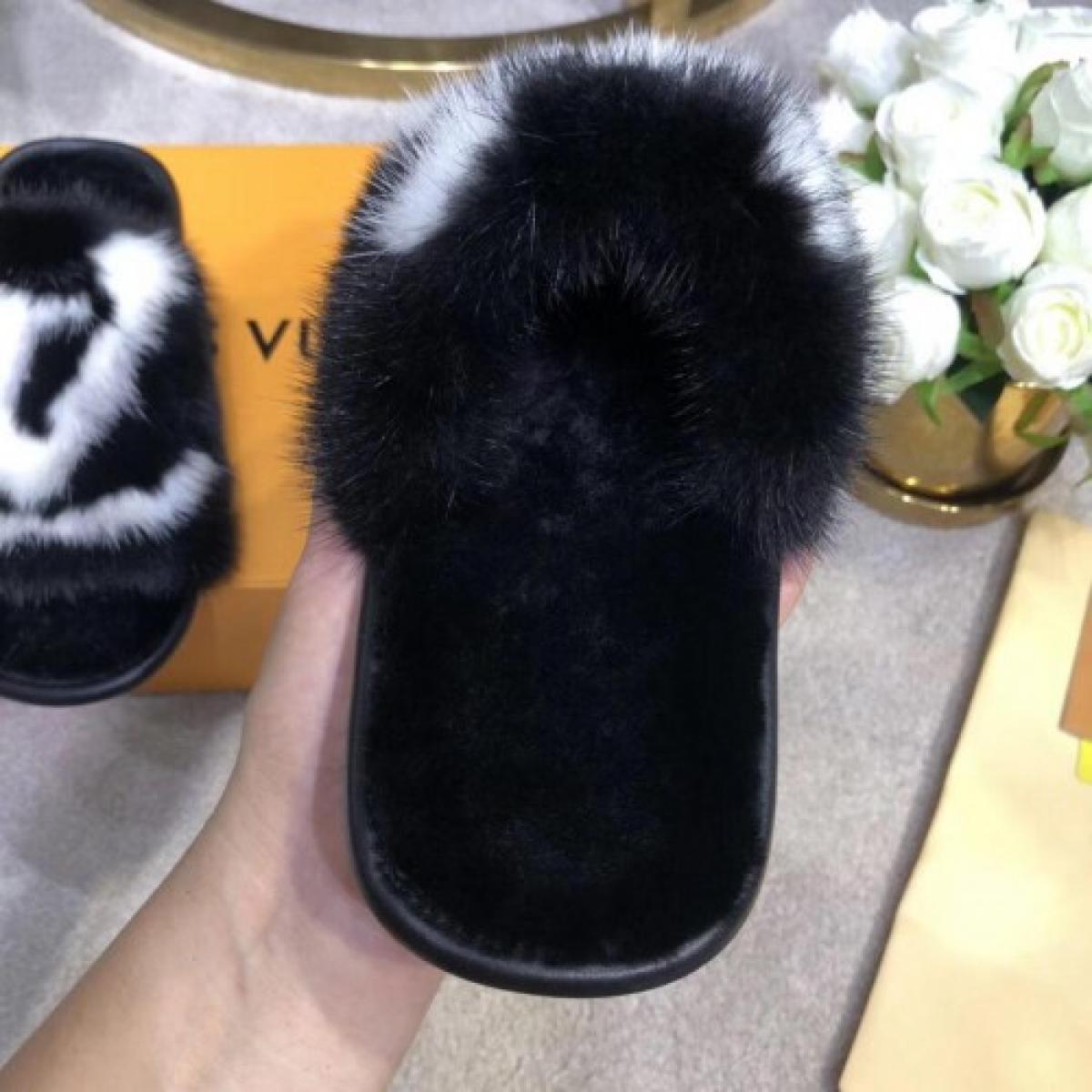 Lv slippers 306