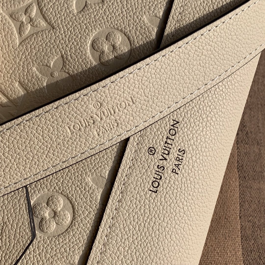 Lv alma PM relief full leather embossed m44832 large white_32CM