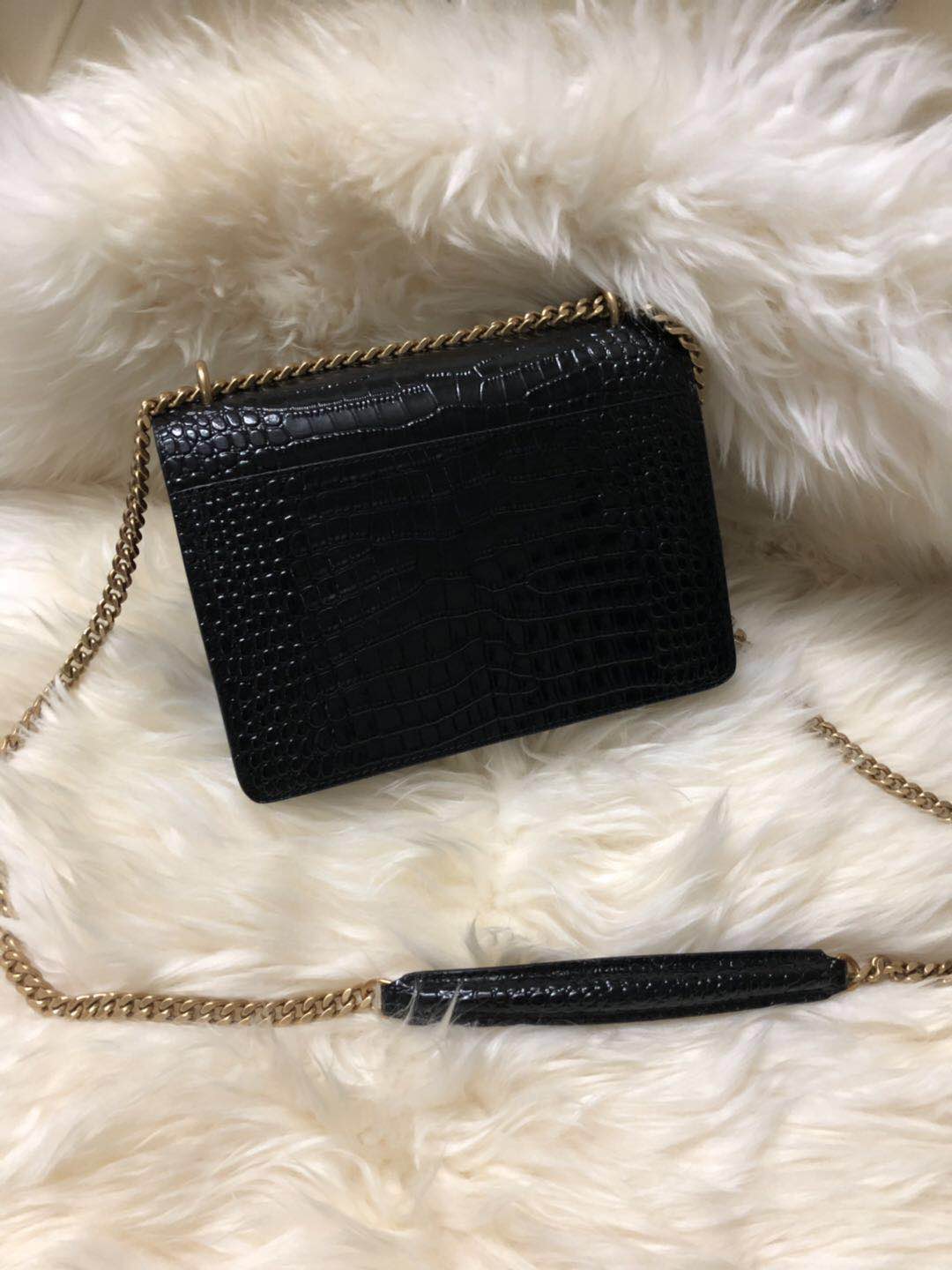 Y51 monogram kate in embossed crocodile shiny  22cm