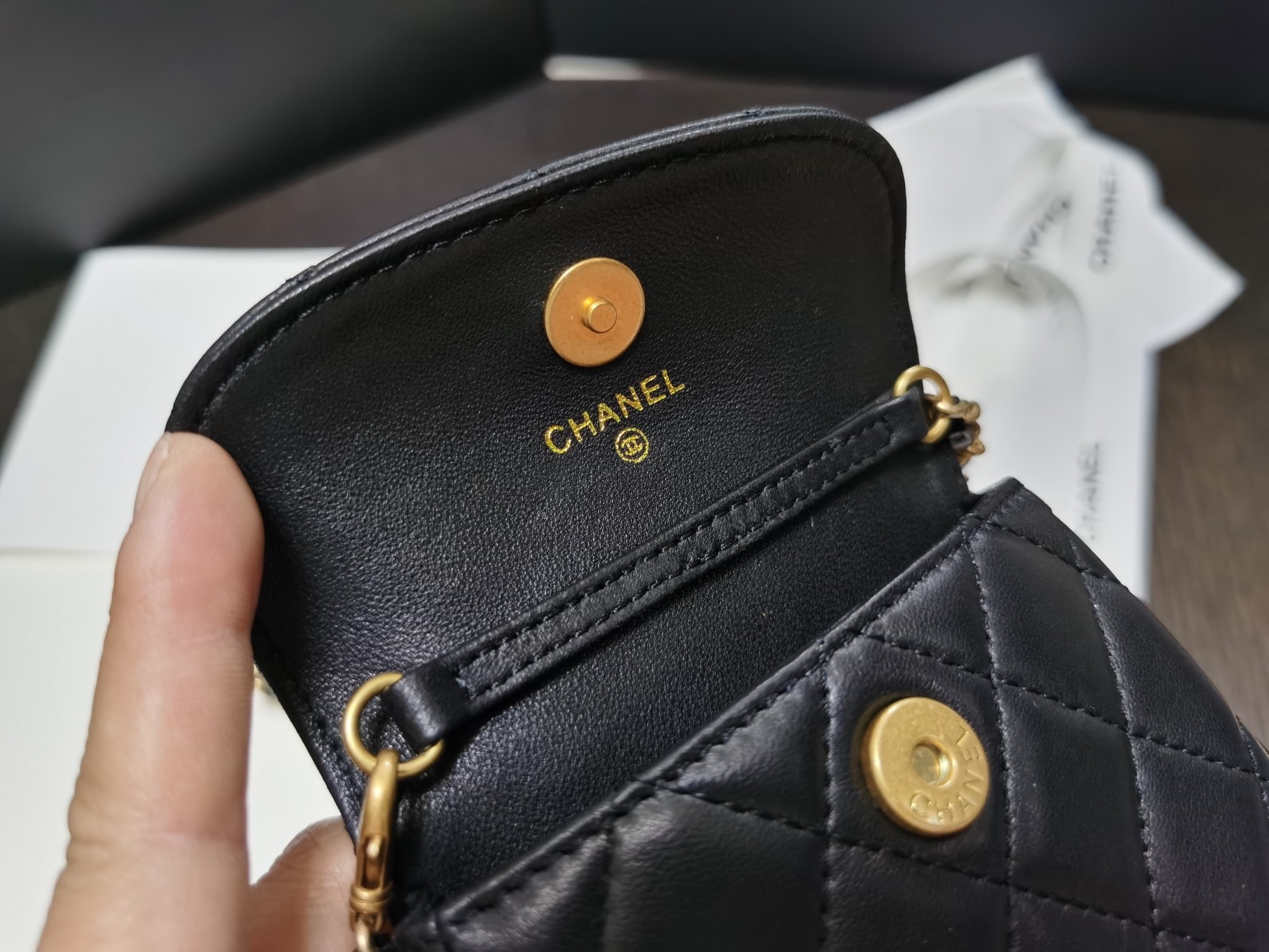 Ch**el waist  20s collection 10.5*9*2•5