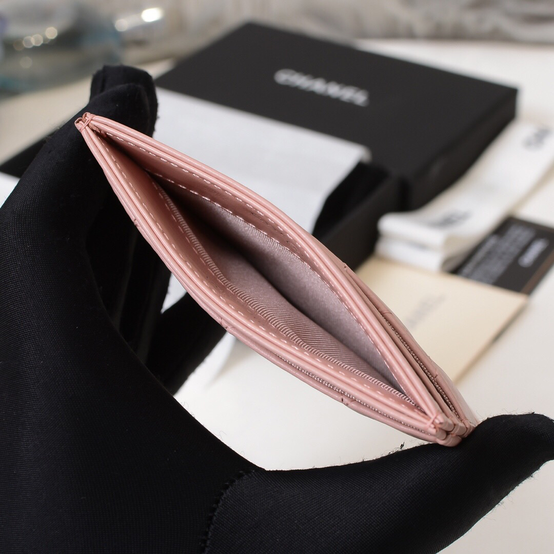 Ch**el card case pink
