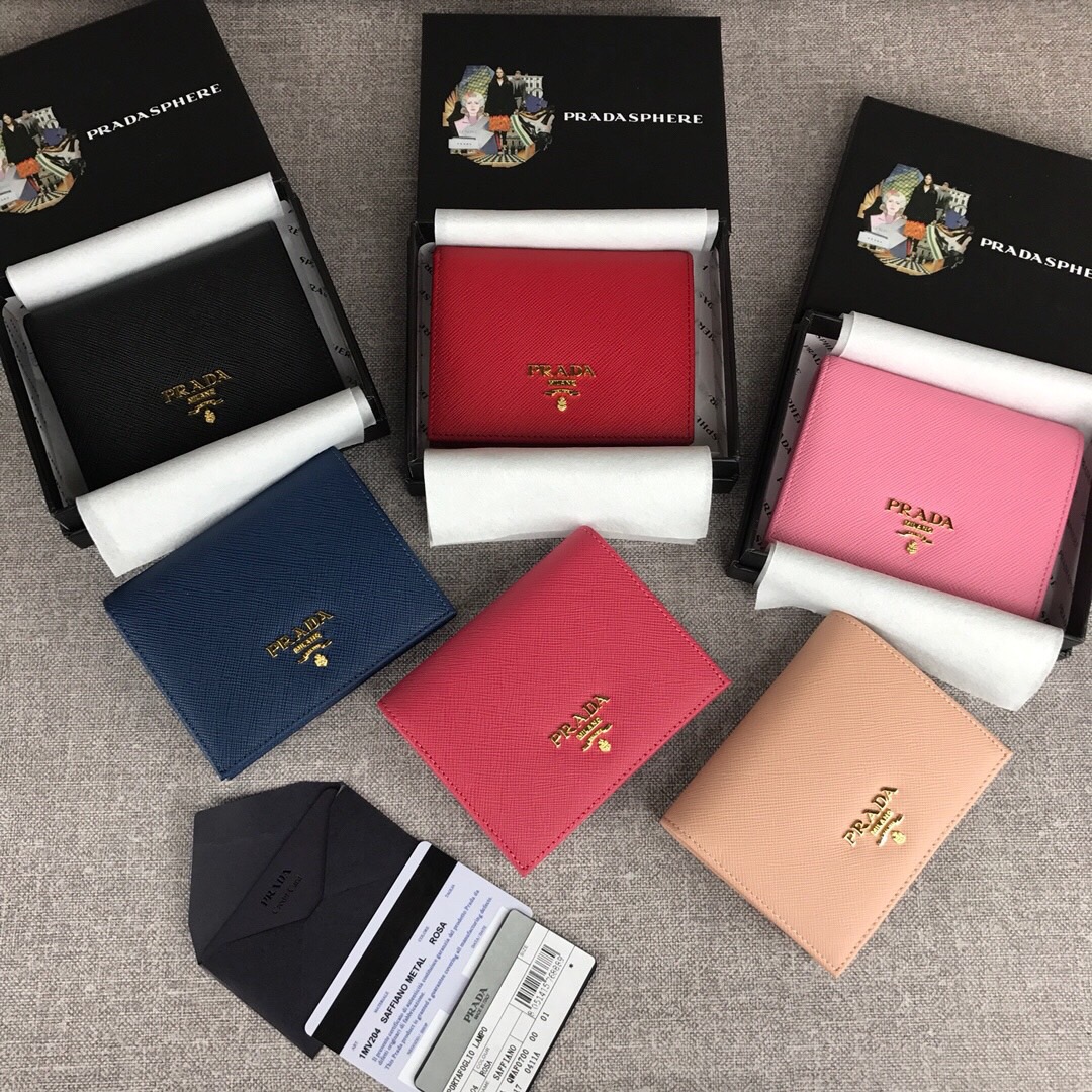 Pra*a small saffiano leather wallet big red 1mv204 11.2 x 8.5 cm