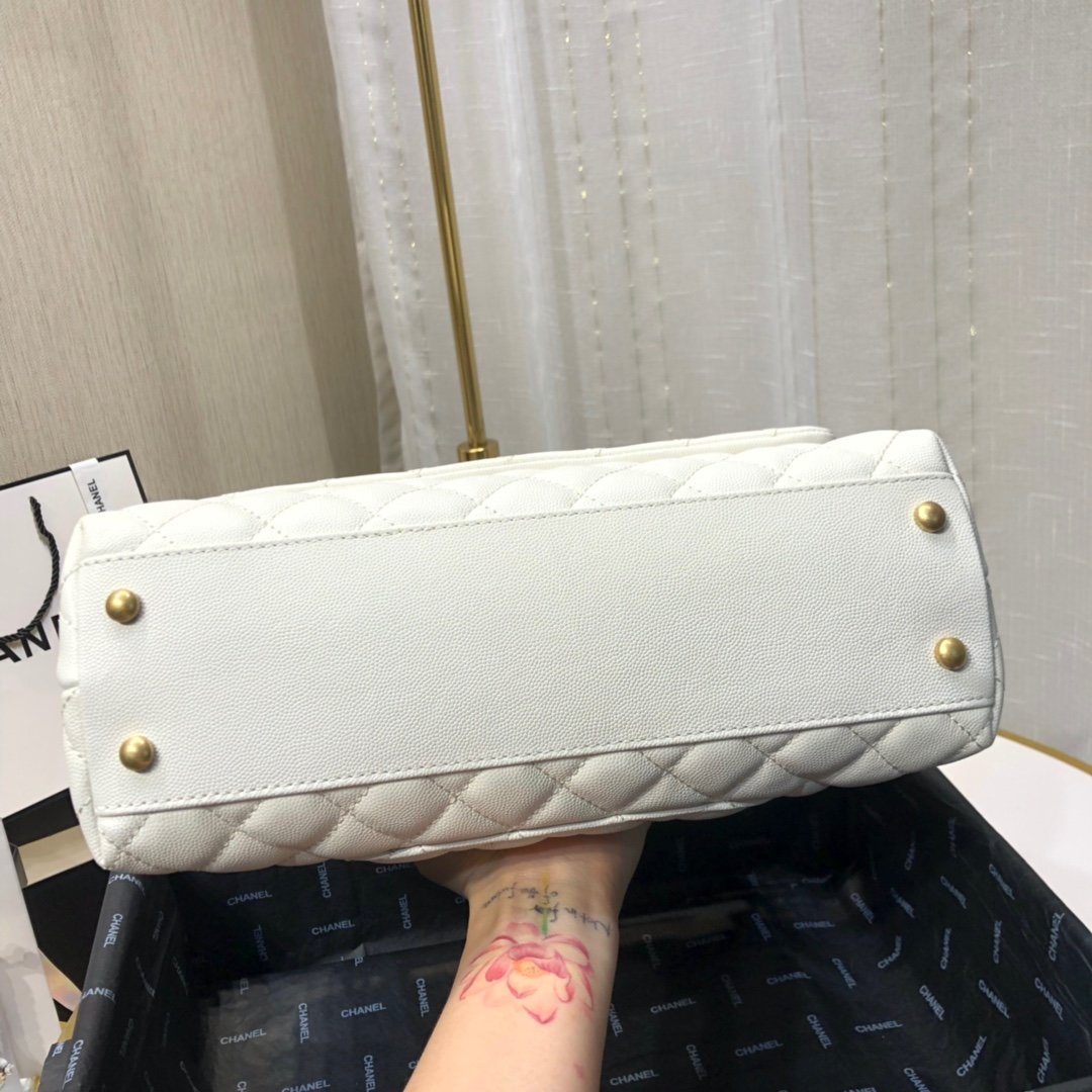 Ch**el maxi flap bag with top handle white 28 cm