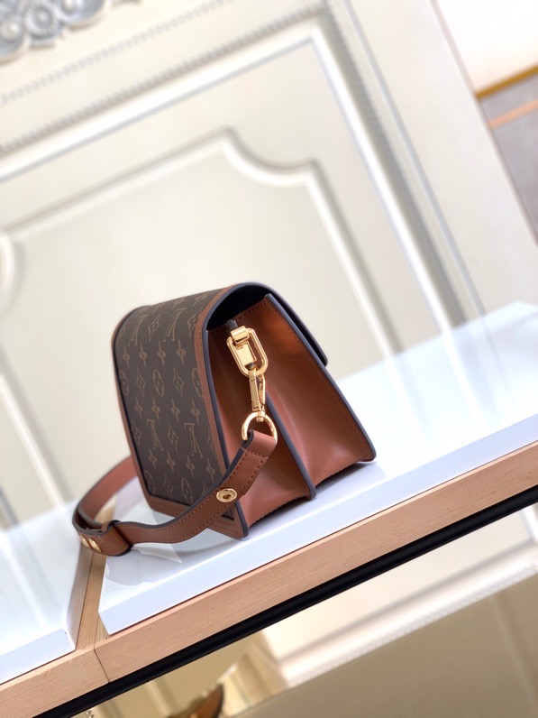 l0vis Vvtt0n mini dauphine m44580 20×19×9cm