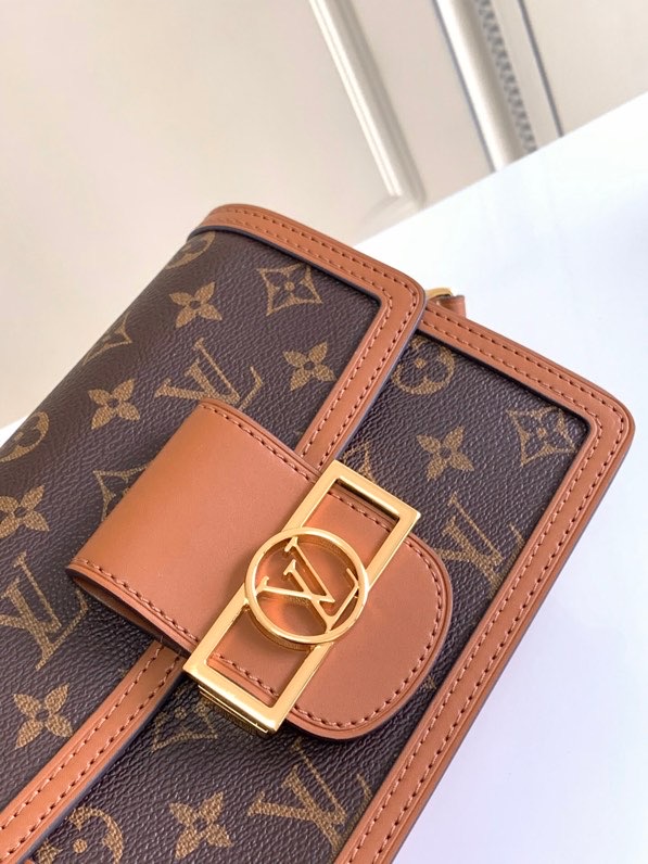 l0vis Vvtt0n mini dauphine m44580 20×19×9cm