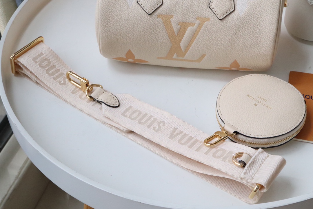 l0vis Vvtt0n papillon bb monogram empreinte leather in cream m45708 20 x 10 x 10 cm