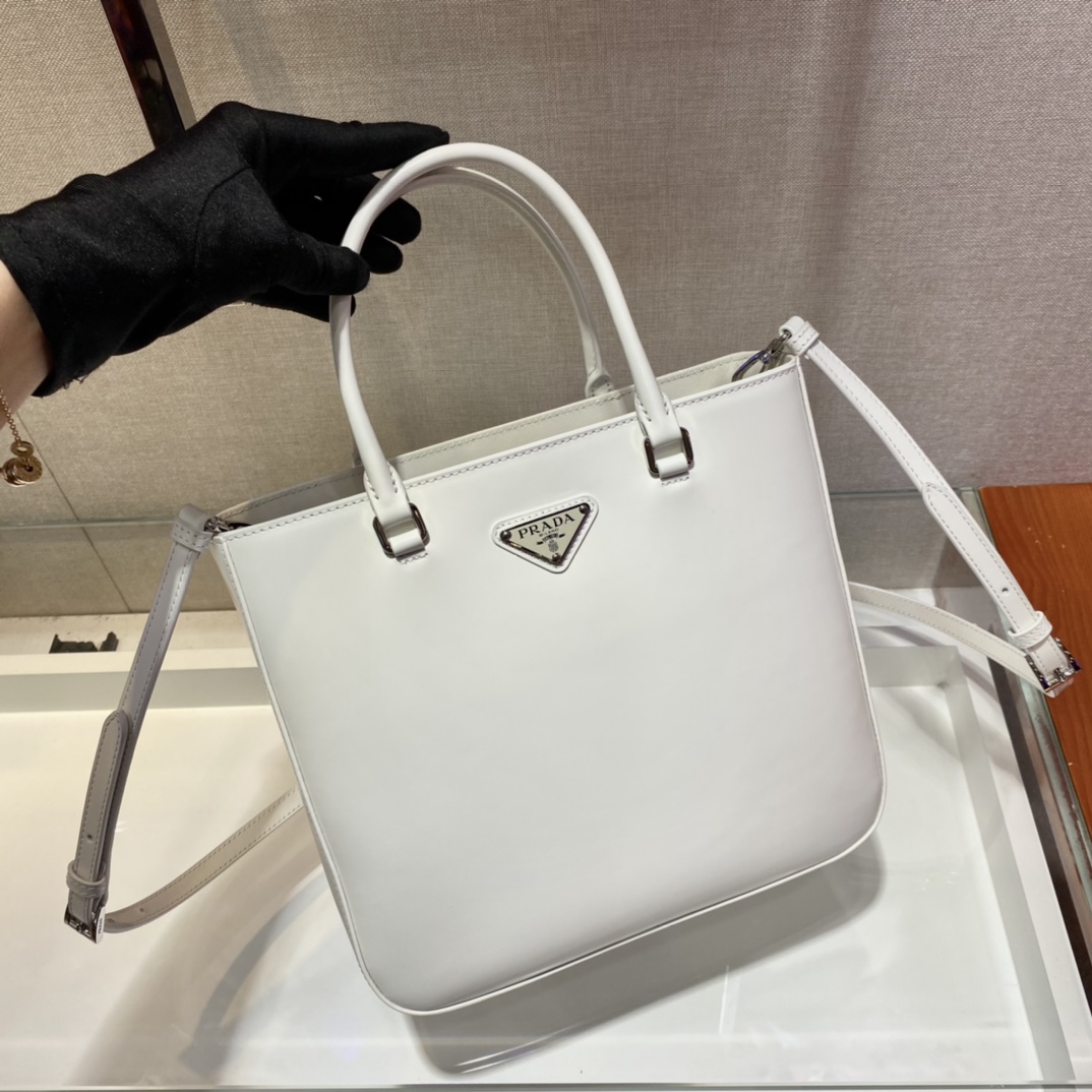 Pra*a brushed leather tote bag white 1ba330 24 x 22 x 6 cm