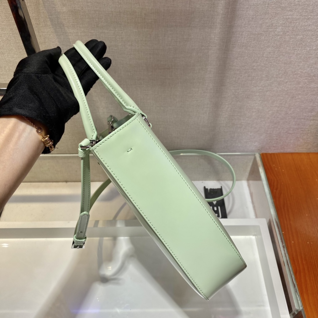 Pra*a brushed leather tote bag surf green 1ba330 24 x 22 x 6 cm