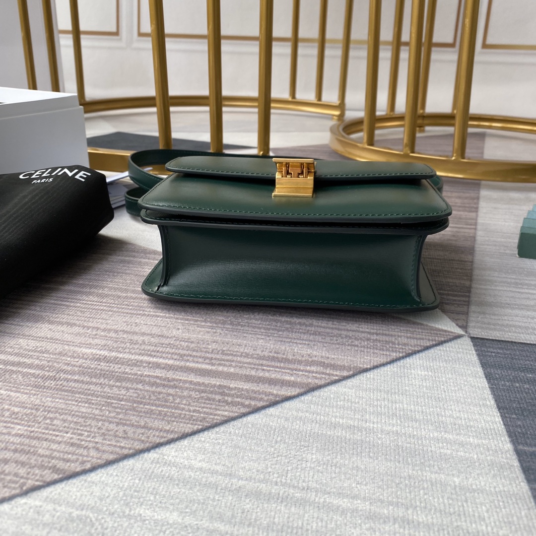 Ce1i*e small classic bag in box calfskin amazone 189183dls 18 x 15 x 6 cm