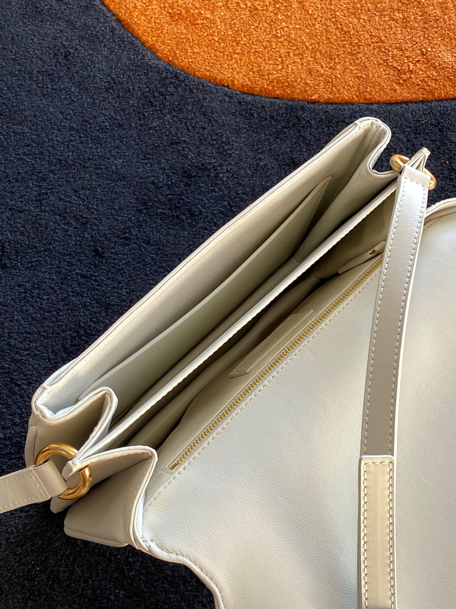 Y51 le maillon satchel in smooth leather white 6497952 24x14.5x3.5cm