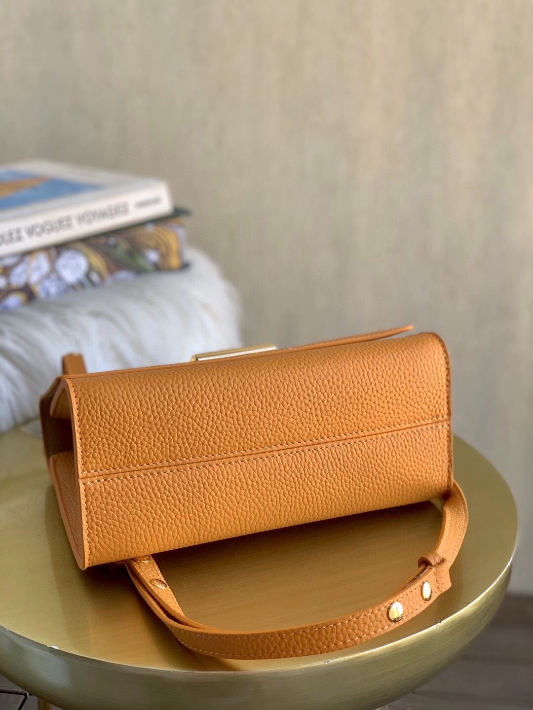 l0vis Vvtt0n twist one handle pm safran m57136 17x 25 x 11cm