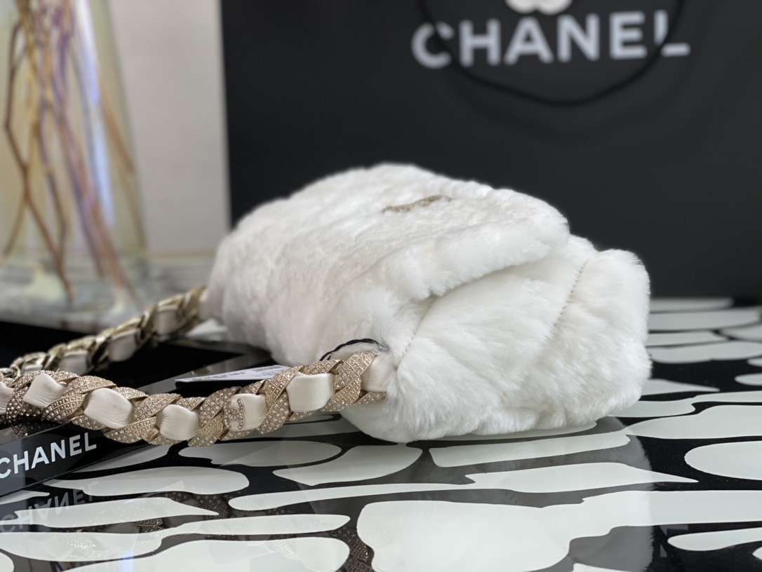 Ch**el shearling lambskin flap bag silver metal as2240 15 x 21.5 x 6.5 cm