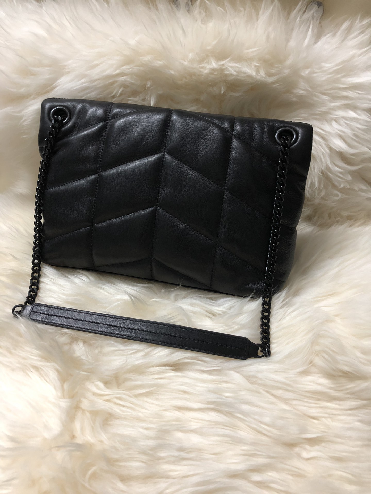 Y51 puffer small bag in quilted lambskin black chain 5774761 29 x 17 x 11 cm