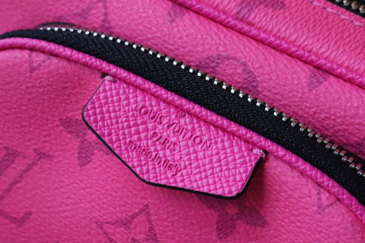 l0vis Vvtt0n outdoor pouch k45 fuchsia m30781 15 x 9 x 7 cm