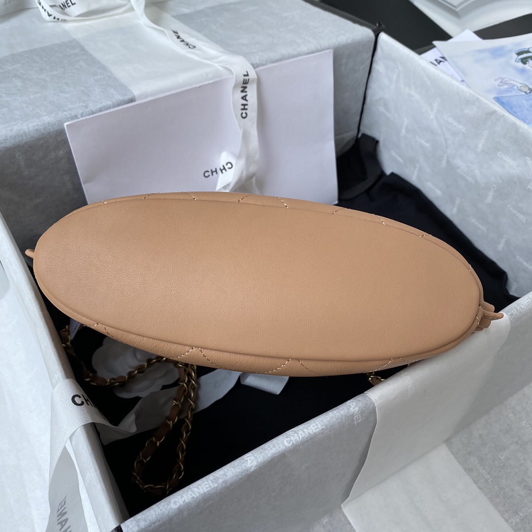 Ch**el large hobo bag beige as2542 23 x 25.5 x 8cm